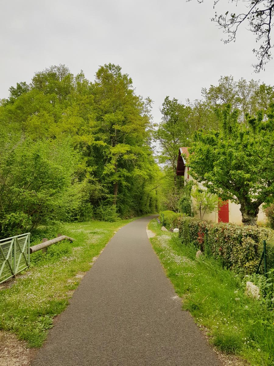 On the way to Meilhan sur Garonne