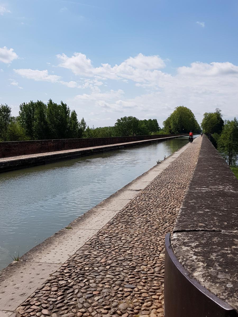 Pont-Canal Du Cacor