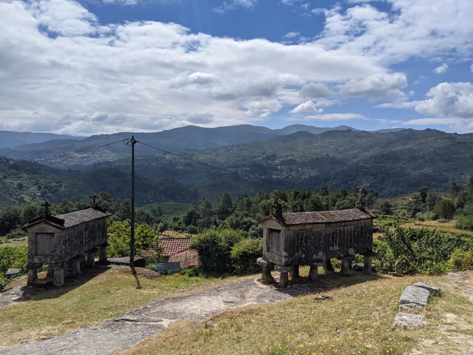 hike to soajo