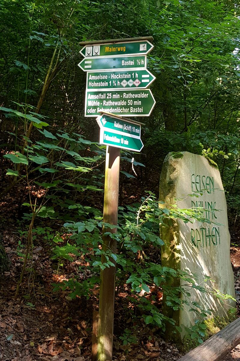 Bastei hiking path sign