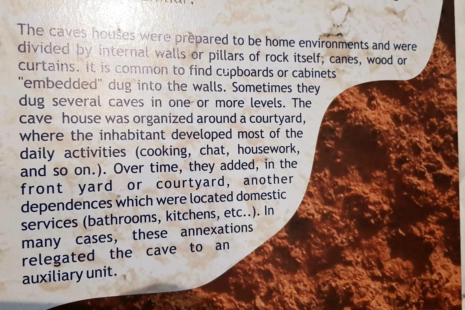 Artenara cave leaflet