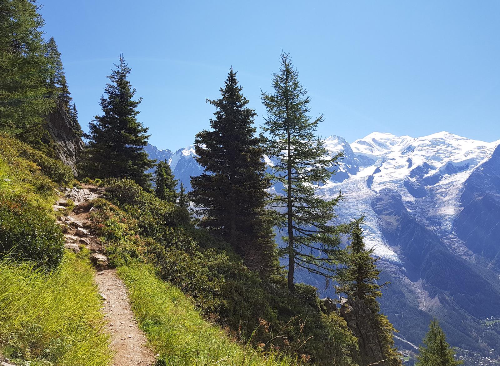 hiking path chamonix